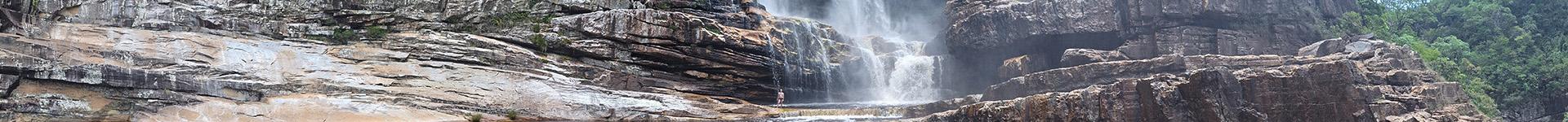 Cachoeira de Santa Rita - Curimataí, MG/Brasil